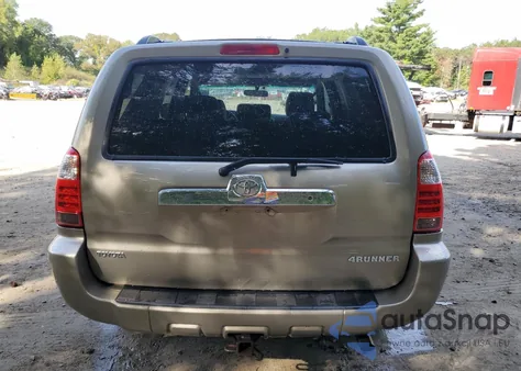 2008 Toyota 4Runner Sr5 z USA, uszkodzony, nr VIN JTEBU14R98K033702